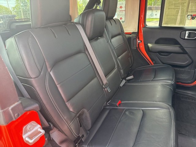 Used 2019 Jeep Wrangler Unlimited Sahara image 13