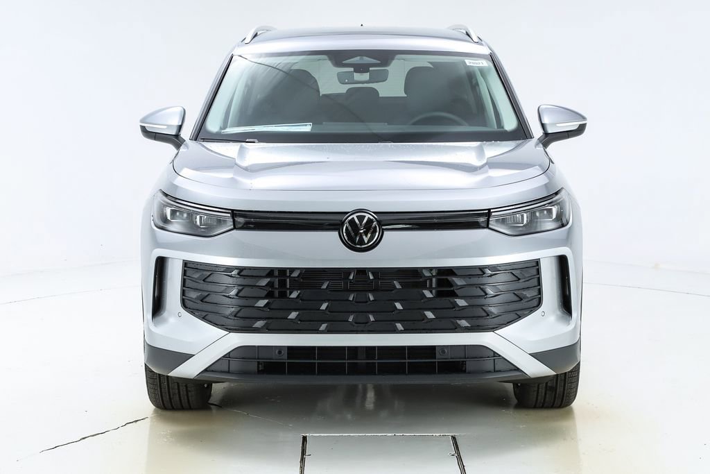 New 2026 Volkswagen Tiguan SE image 16