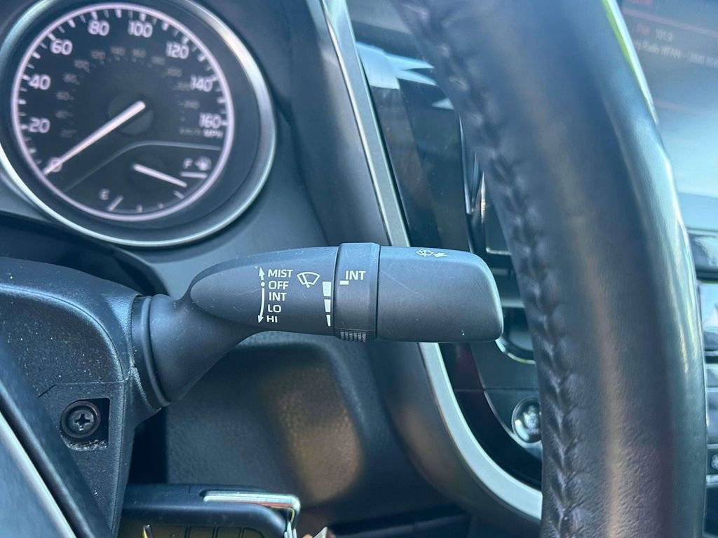 Used 2024 Toyota Camry SE FWD image 22