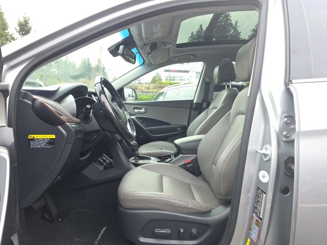 Used 2017 Hyundai Santa Fe SE image 9