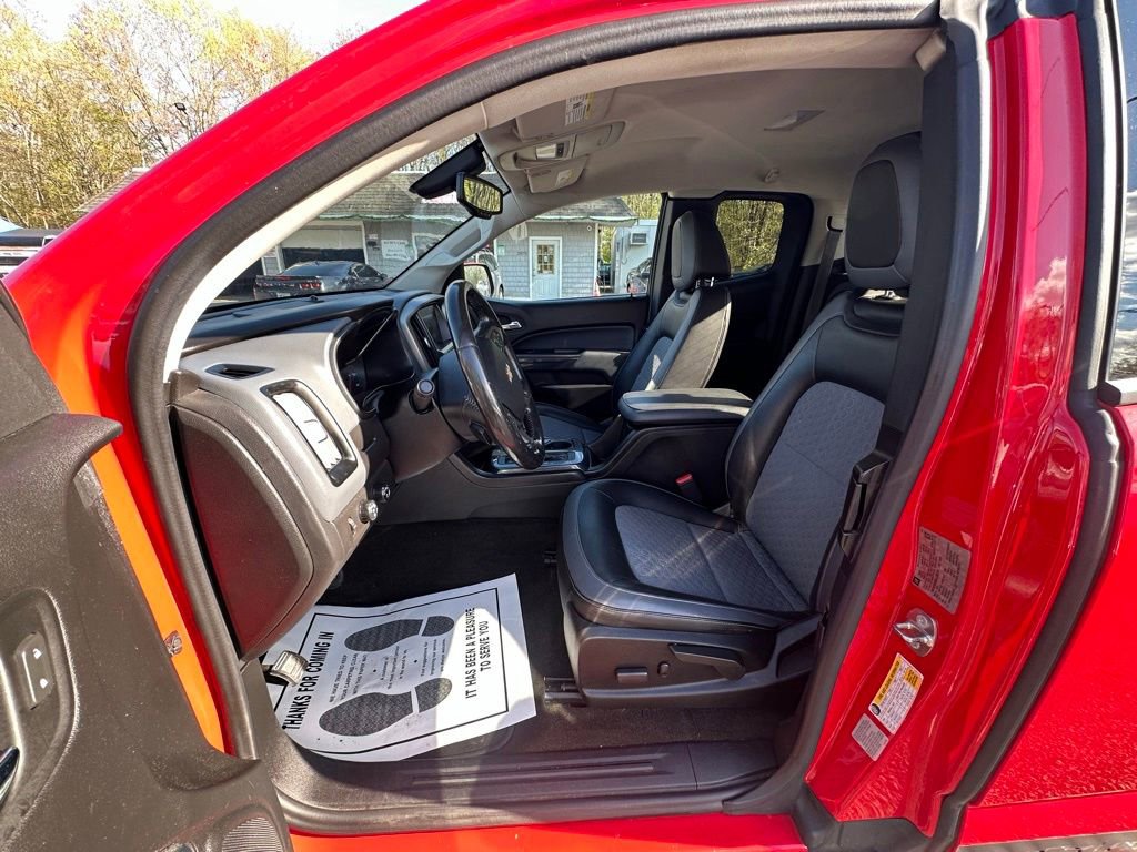 Used 2017 Chevrolet Colorado Z71 AWD/4WD image 12
