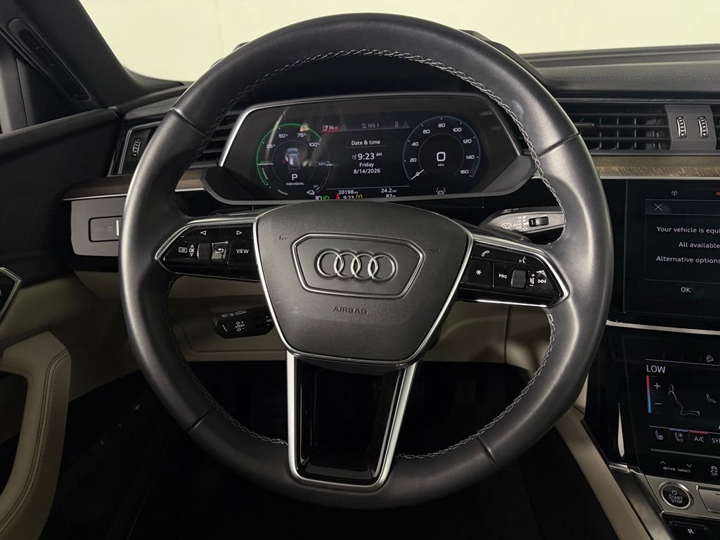 Used 2024 Audi Q8 e-tron Premium Plus w/ Premium Plus Package AWD/4WD image 32