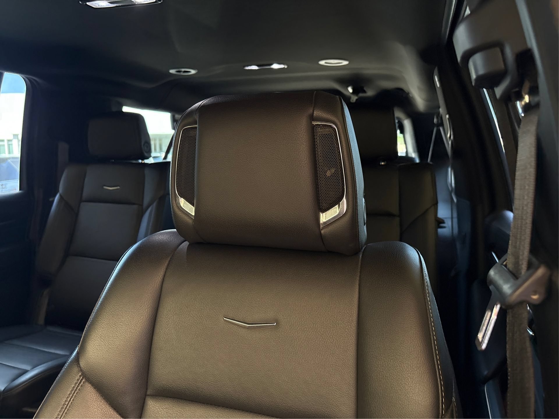 Used 2023 Cadillac Escalade ESV Luxury RWD image 28