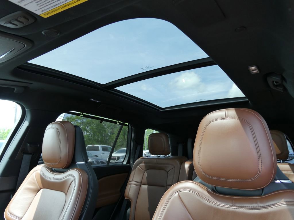 Used 2020 Lincoln Aviator Reserve w/ Equipment Group 202A AWD/4WD image 29