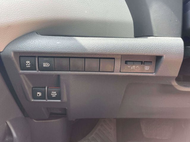 Used 2022 Toyota Sienna LE FWD image 24