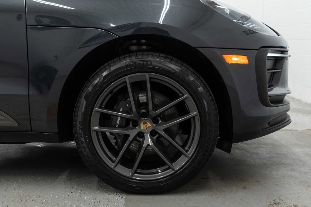 Used 2023 Porsche Macan Turbo image 36
