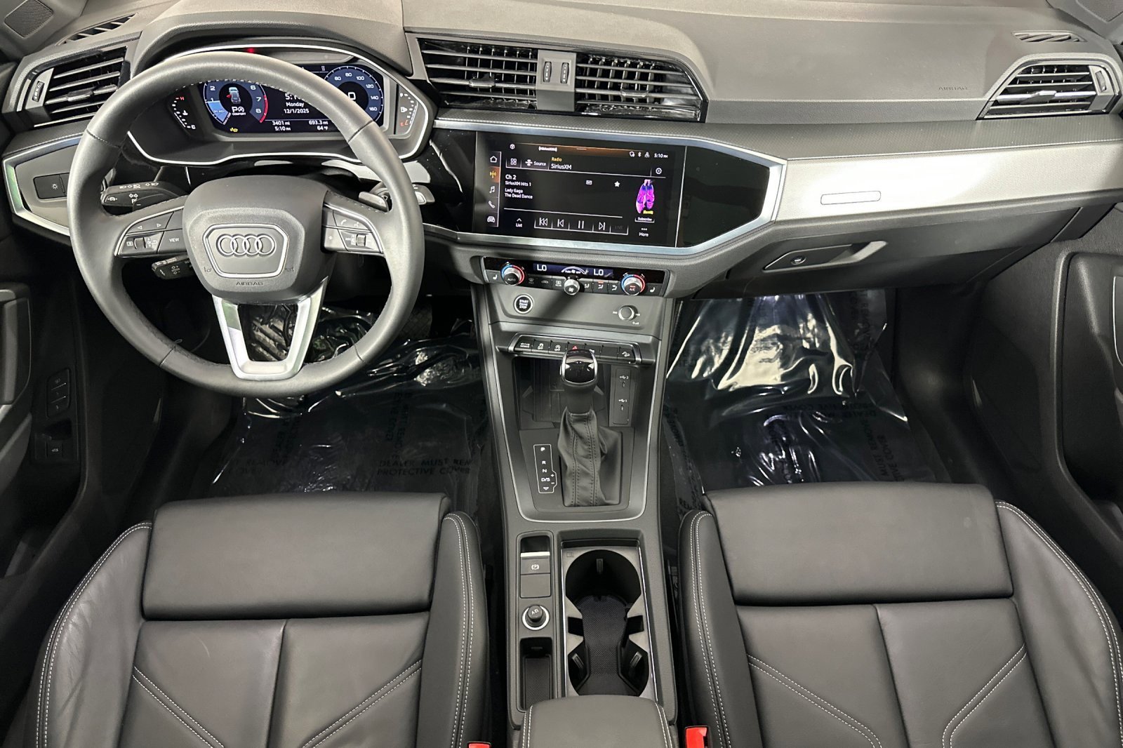 Used 2025 Audi Q3 2.0T Premium w/ Convenience Package image 12