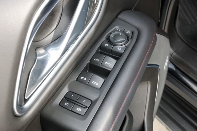 Used 2021 Chevrolet Suburban RST w/ Luxury Package image 26