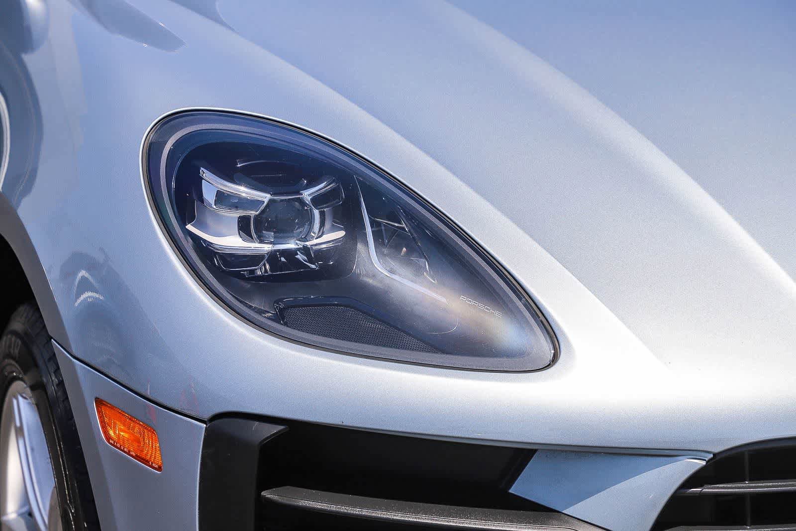 Used 2020 Porsche Macan AWD/4WD image 4