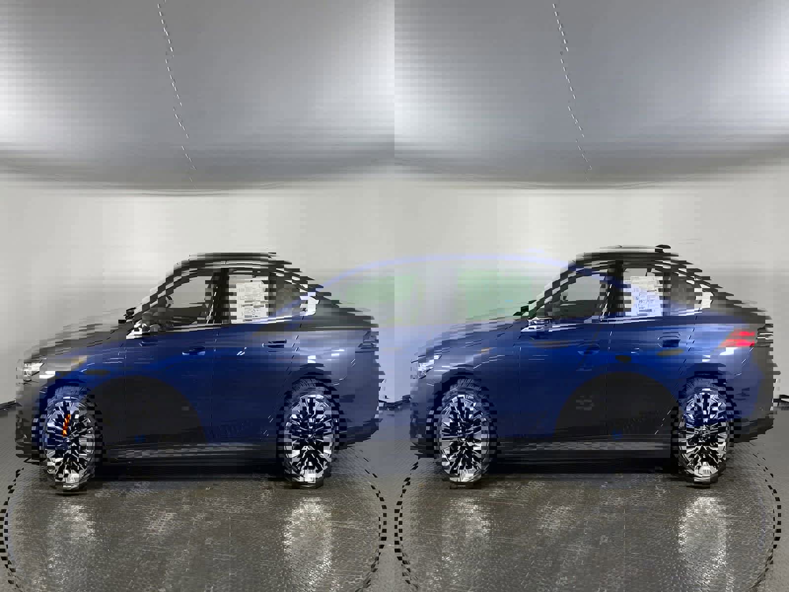 Certified 2024 BMW i5 eDrive40i w/ Premium Package image 7