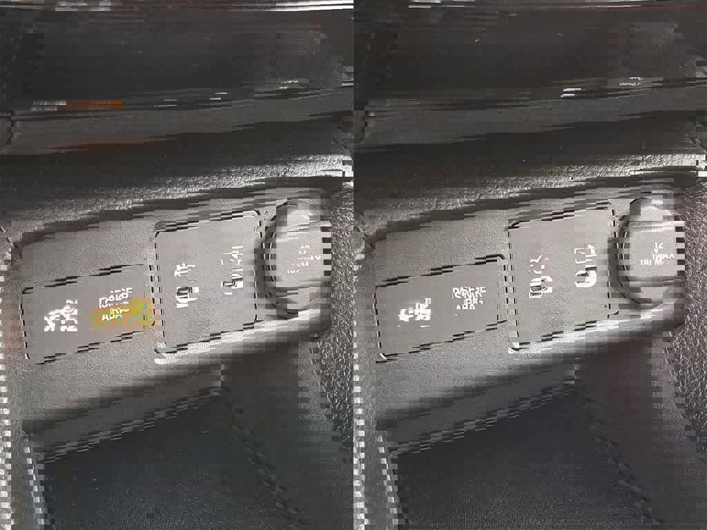 Used 2025 Honda Civic Sport image 20