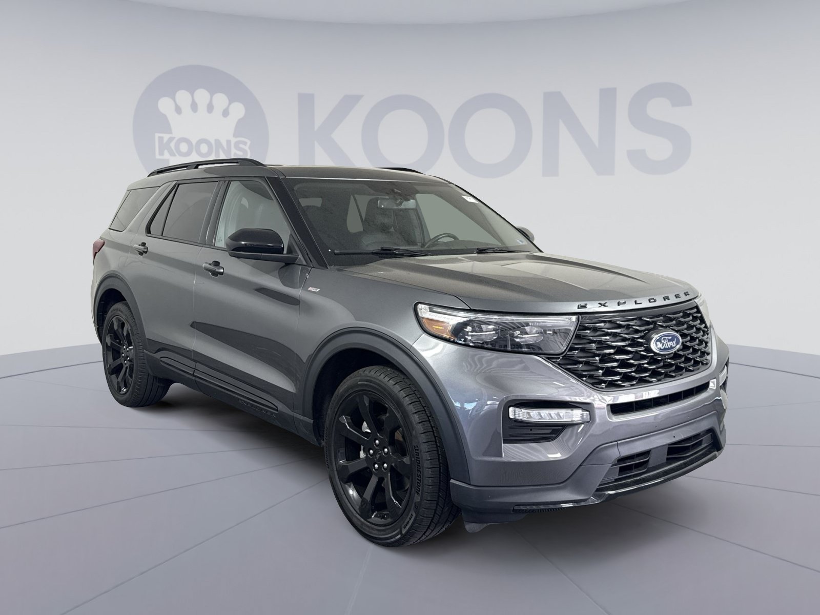 Used 2023 Ford Explorer ST-Line w/ Class IV Trailer Tow Package AWD/4WD image 10