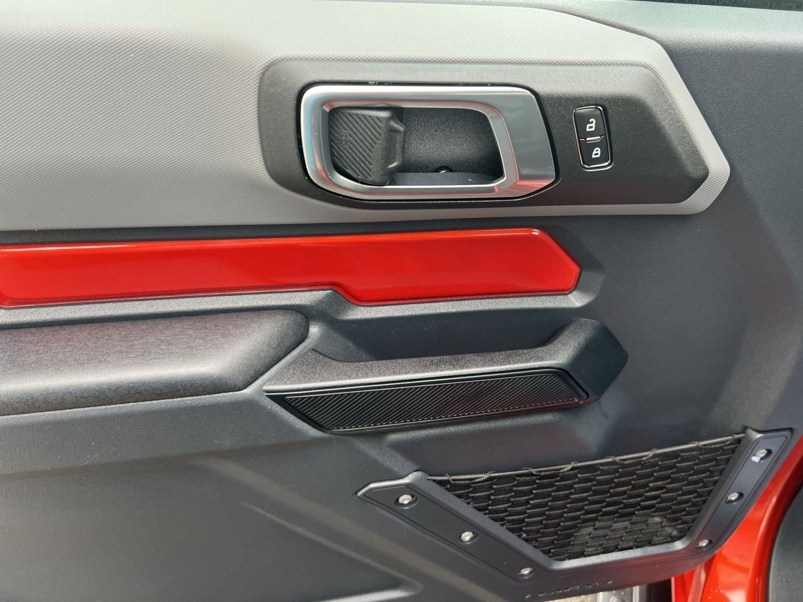 Used 2024 Ford Bronco Big Bend image 14