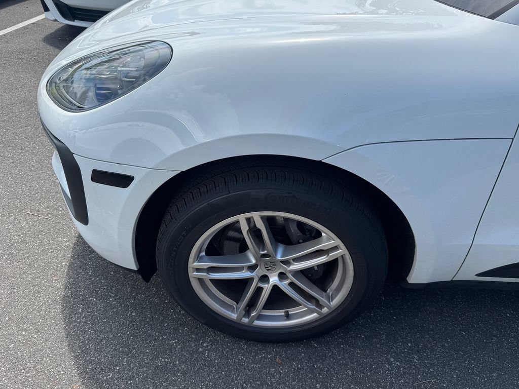 Used 2022 Porsche Macan AWD/4WD image 9