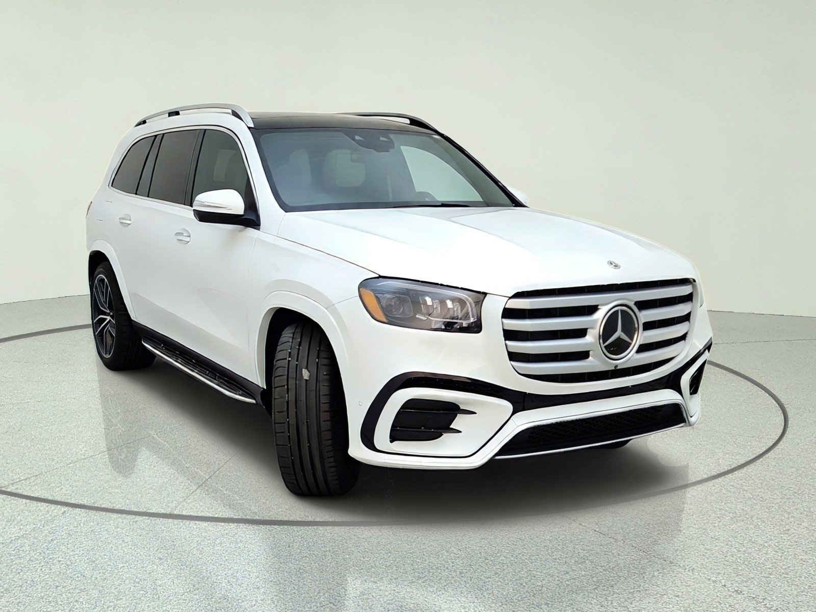 New 2026 Mercedes-Benz GLS 580 4MATIC image 4