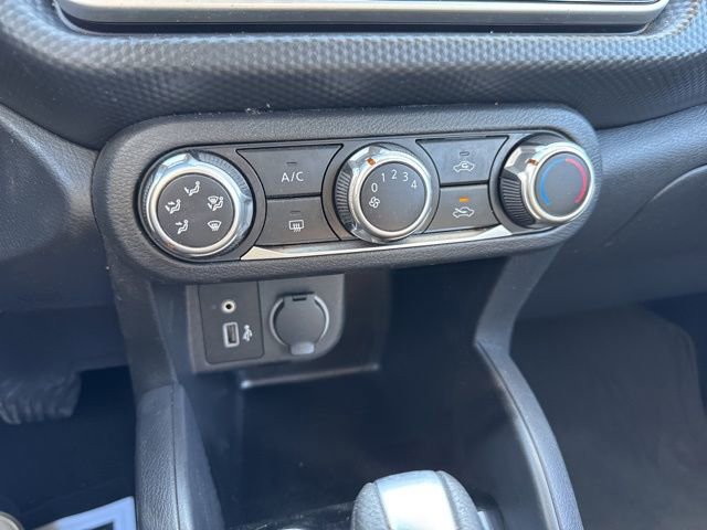 Used 2021 Nissan Kicks S image 13