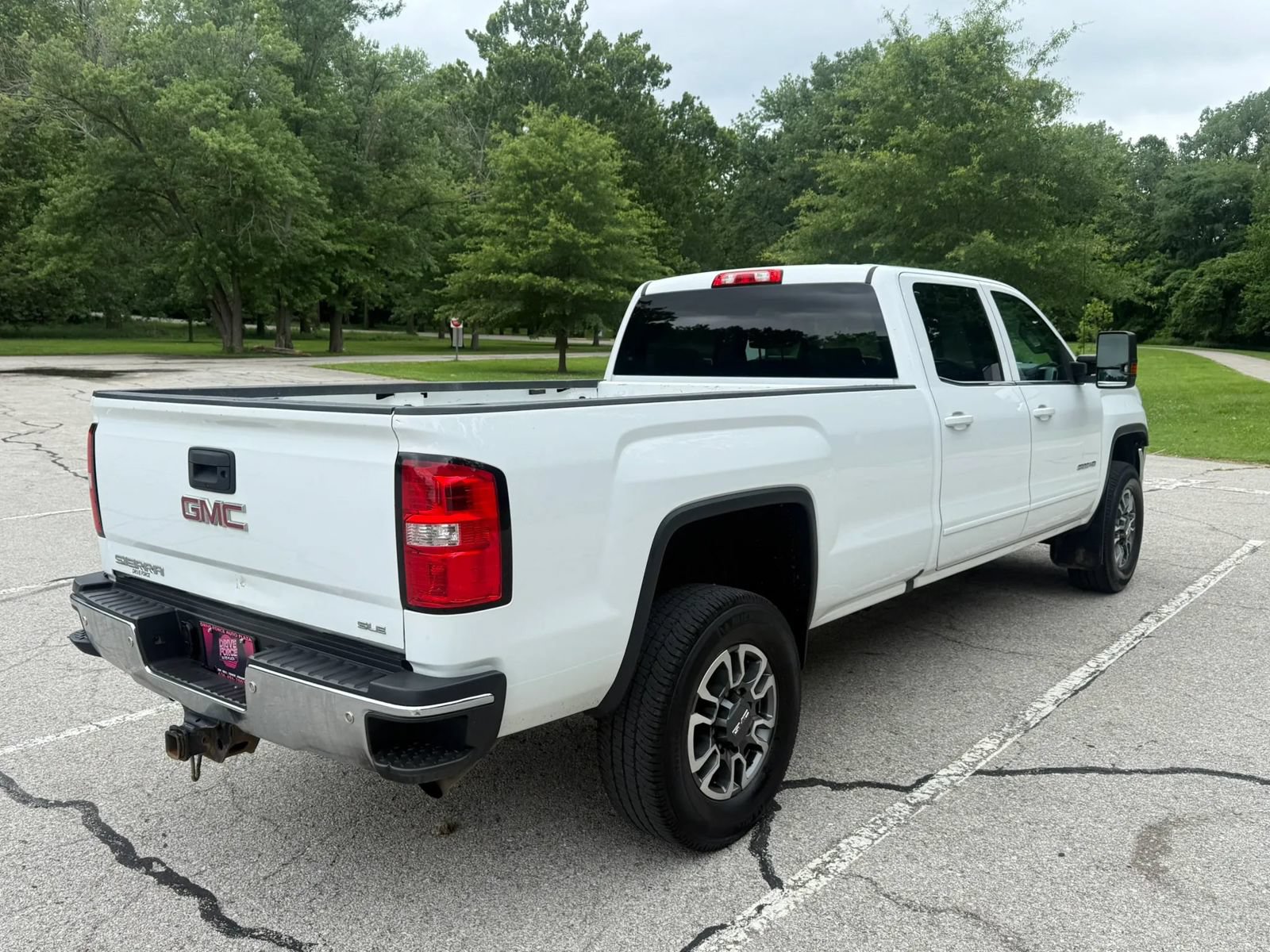Used 2017 GMC Sierra 3500 SLE w/ Suspension Package, Off-Road AWD/4WD image 5