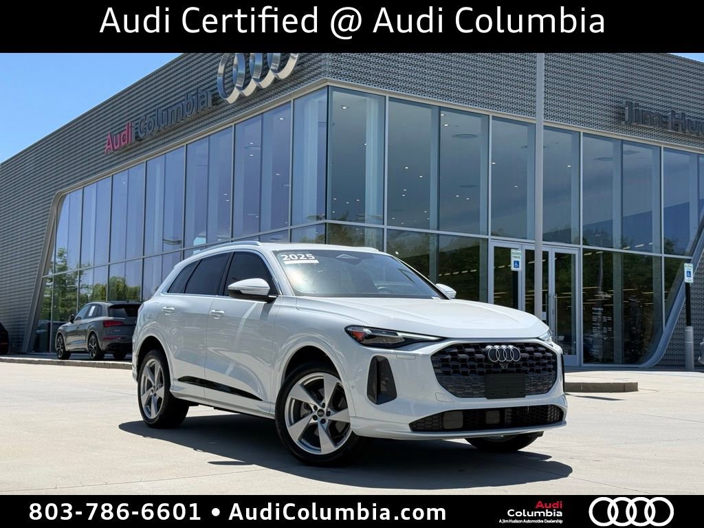 Used 2025 Audi Q5 Premium Plus w/ Premium Plus AWD/4WD image 1