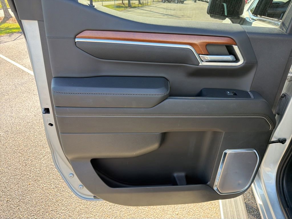 Used 2022 GMC Sierra 1500 Denali AWD/4WD image 18