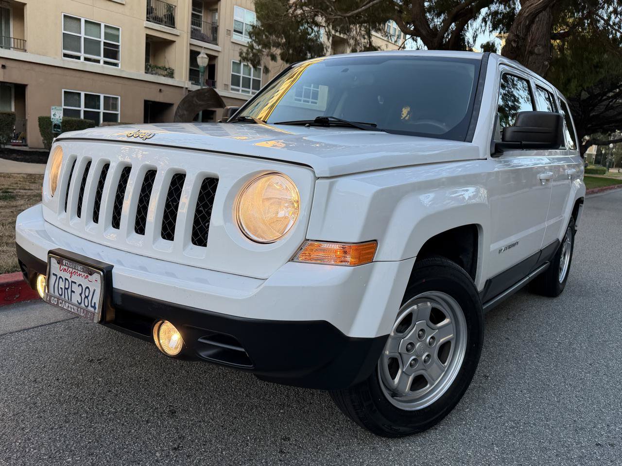 Used 2014 Jeep Patriot Sport w/ Power Value Group FWD image 15