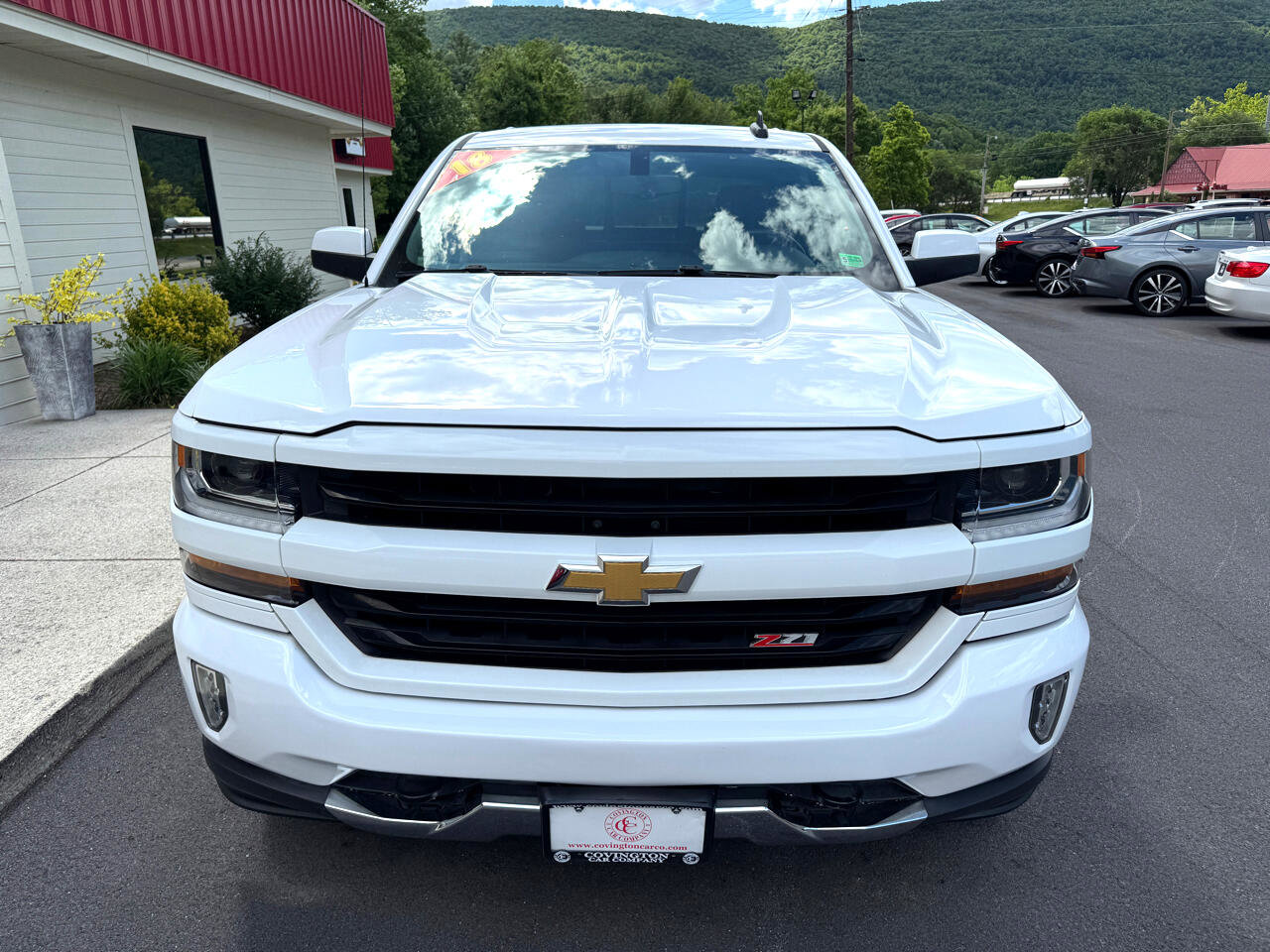 Used 2018 Chevrolet Silverado 1500 LT w/ All Star Edition image 9