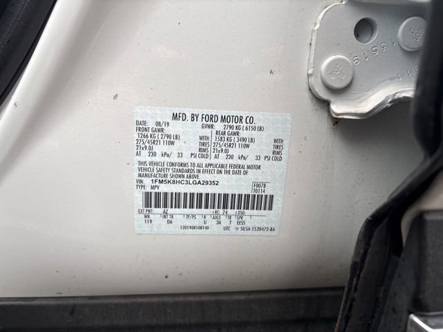 Used 2020 Ford Explorer Platinum w/ Premium Technology Package AWD/4WD image 11