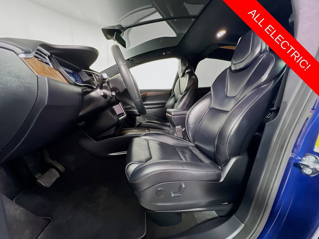 Used 2018 Tesla Model X 75D AWD/4WD image 21