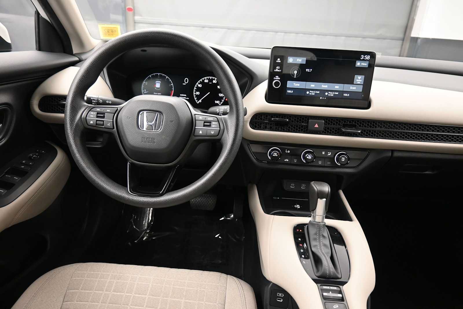 Certified 2026 Honda HR-V LX image 18