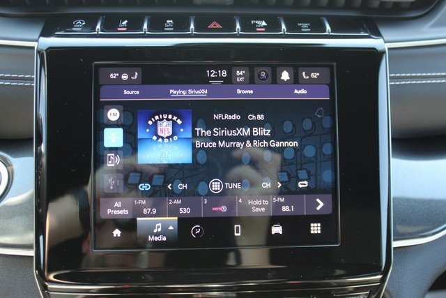 Used 2022 Jeep Grand Cherokee L Laredo image 17