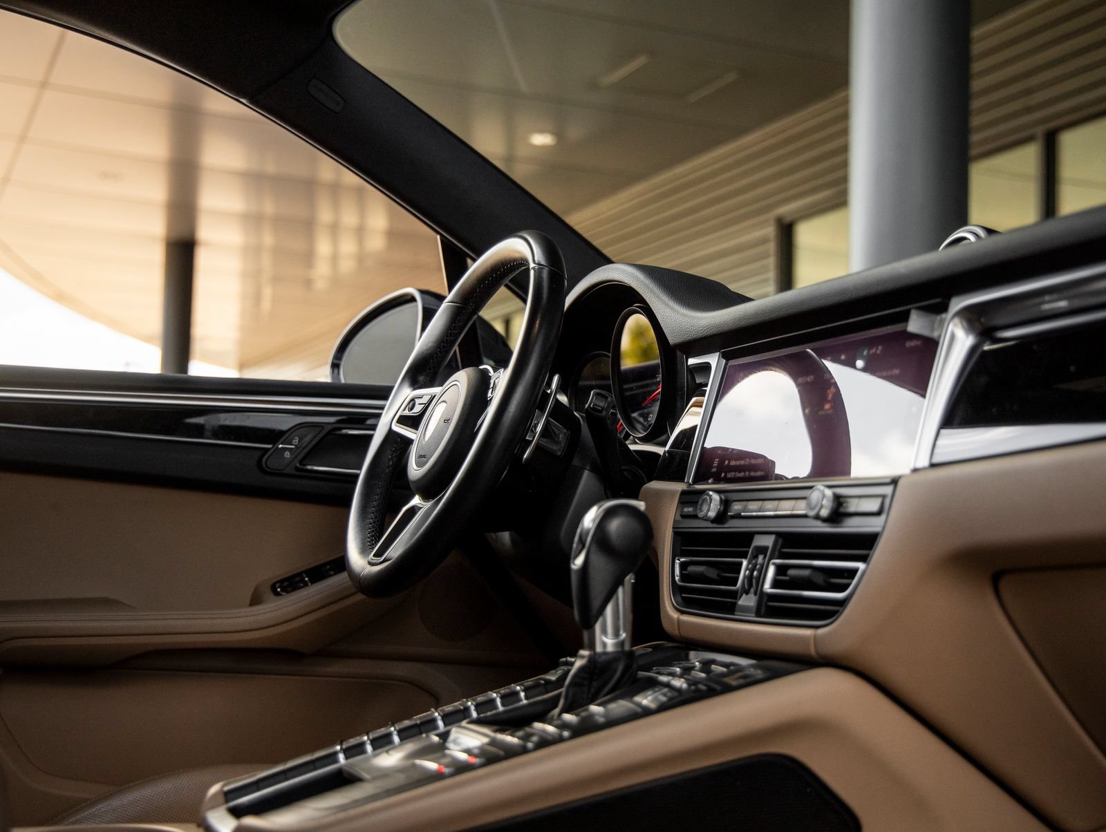 Certified 2020 Porsche Macan S AWD/4WD image 48