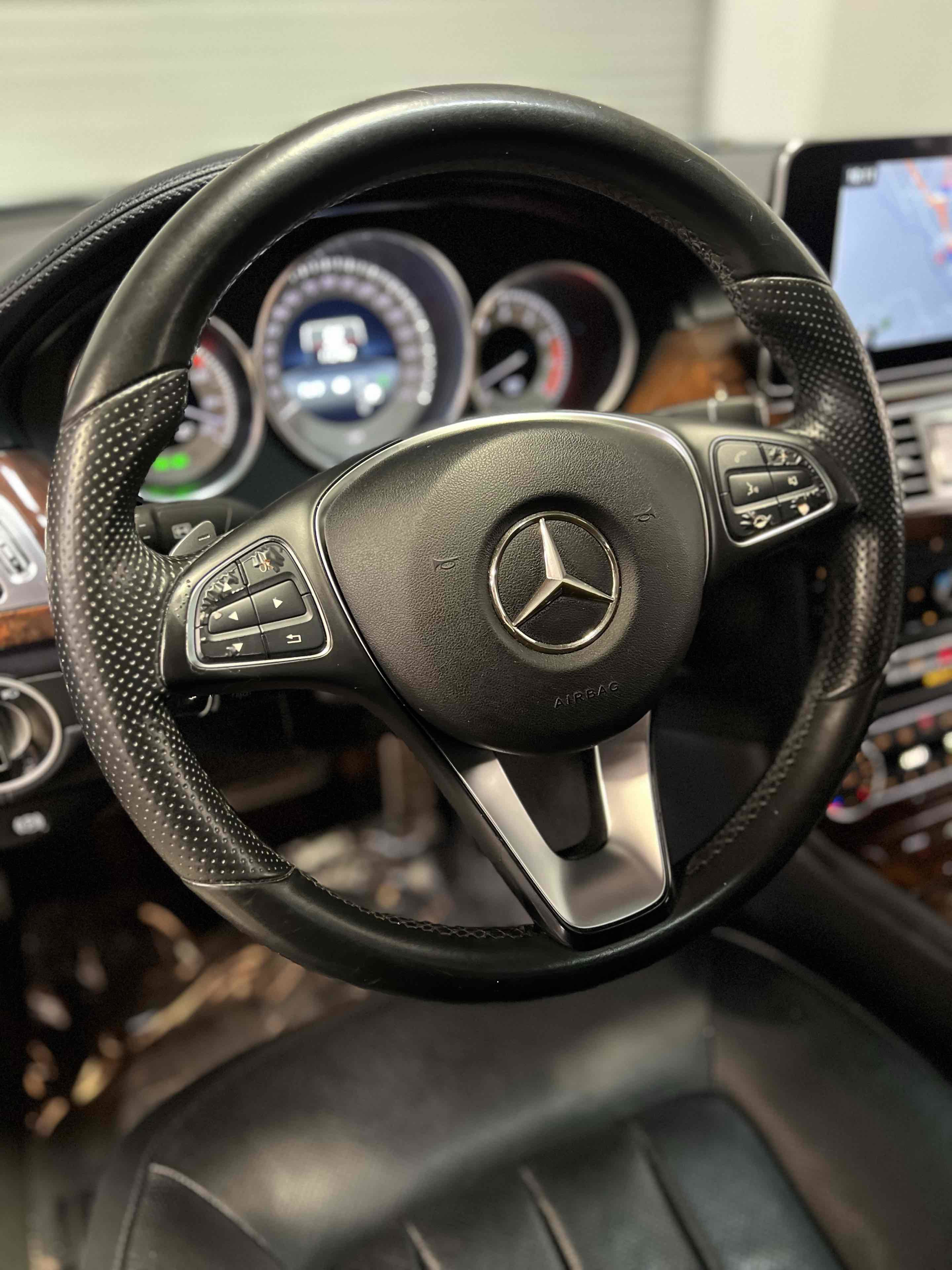 Used 2015 Mercedes-Benz CLS 550 image 25
