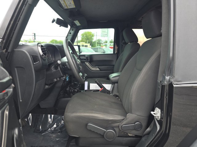 Used 2017 Jeep Wrangler Sport w/ Trailer Tow Group AWD/4WD image 11