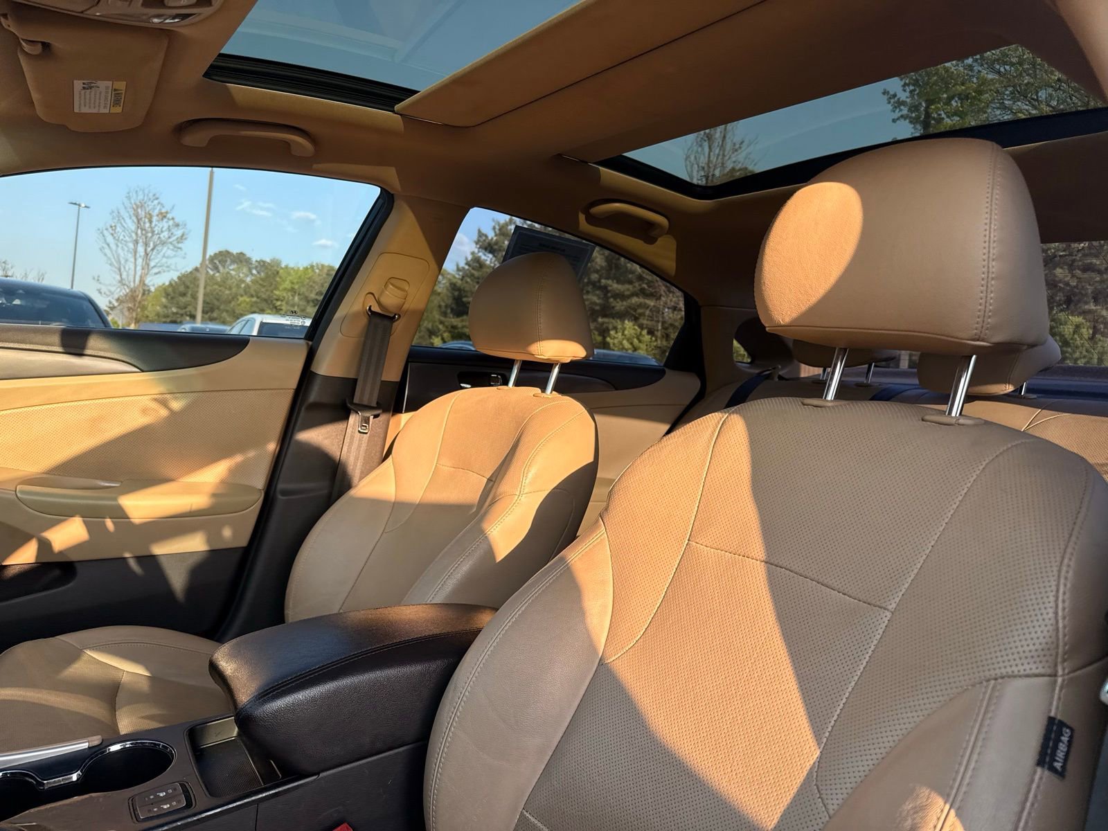 Used 2014 Hyundai Sonata Limited w/ Panoramic Sunroof Package 02 image 15