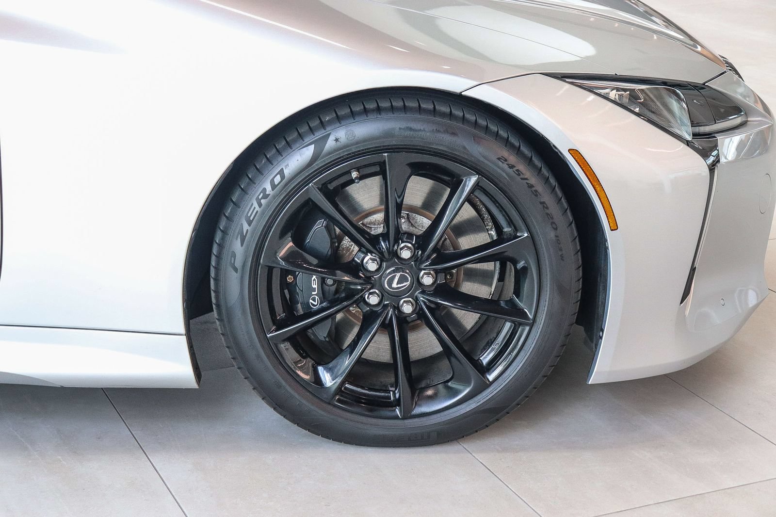 Used 2019 Lexus LC 500h w/ Sport Package RWD image 10