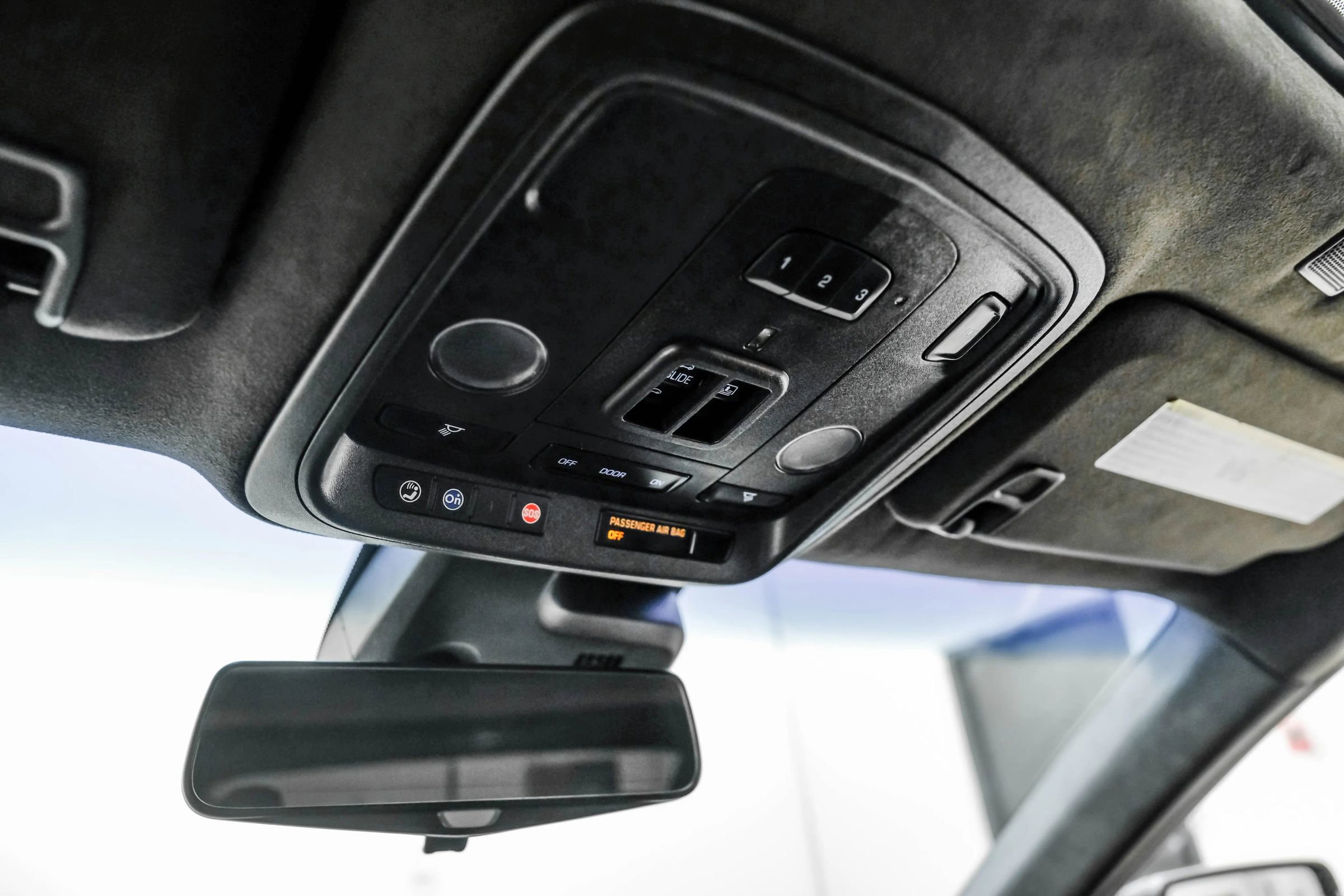 Used 2018 Cadillac CTS V w/ Luxury Package image 39