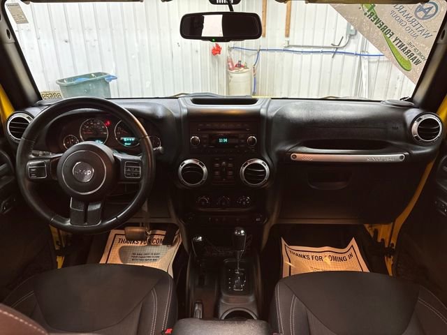 Used 2015 Jeep Wrangler Unlimited Sahara image 10