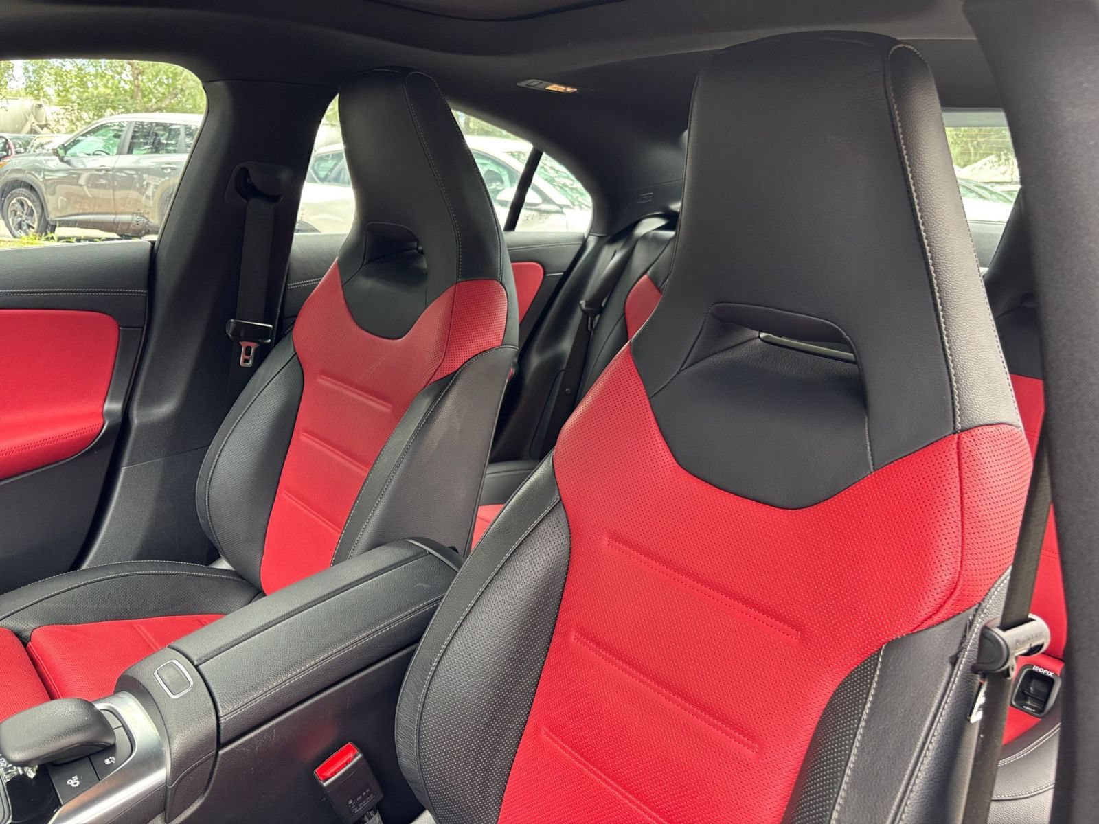 Used 2022 Mercedes-Benz CLA 35 AMG 4MATIC image 38