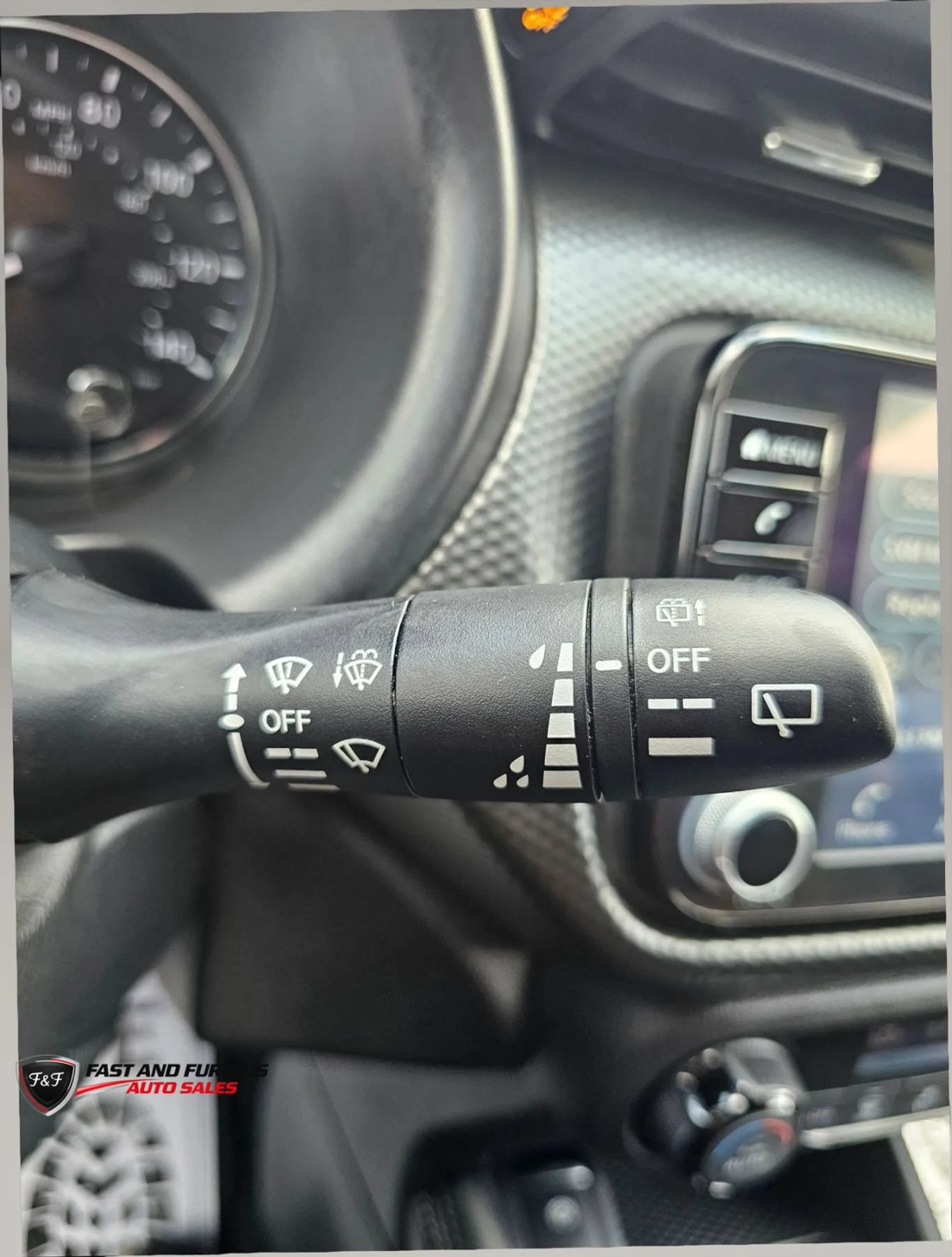 Used 2022 Nissan Kicks SV FWD image 17