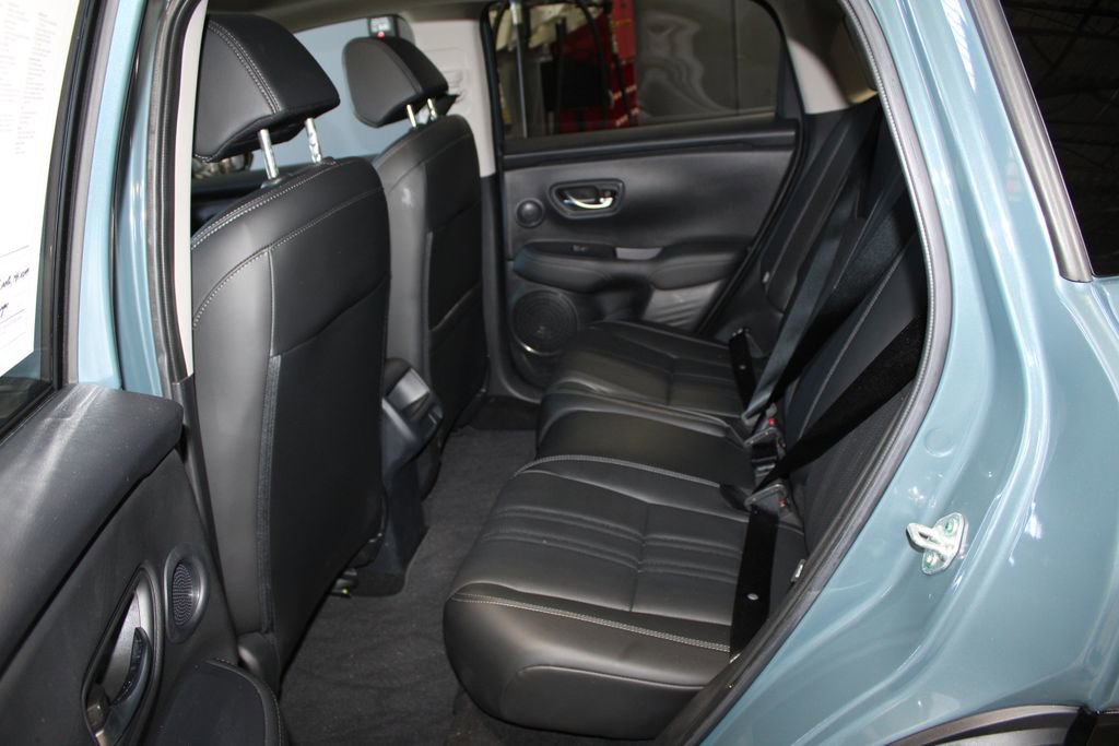 Certified 2024 Honda HR-V EX-L image 17