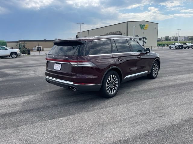 Used 2022 Lincoln Aviator Reserve AWD/4WD image 5