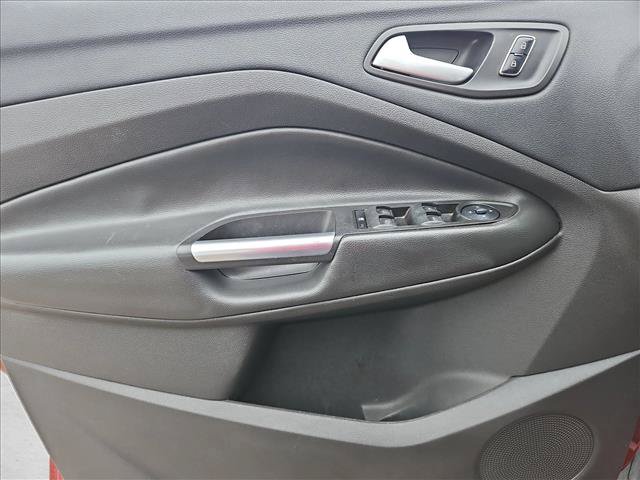Used 2016 Ford Escape SE FWD image 6