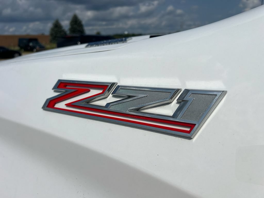 Used 2024 Chevrolet Silverado 1500 RST w/ Z71 Off-Road Package AWD/4WD image 36