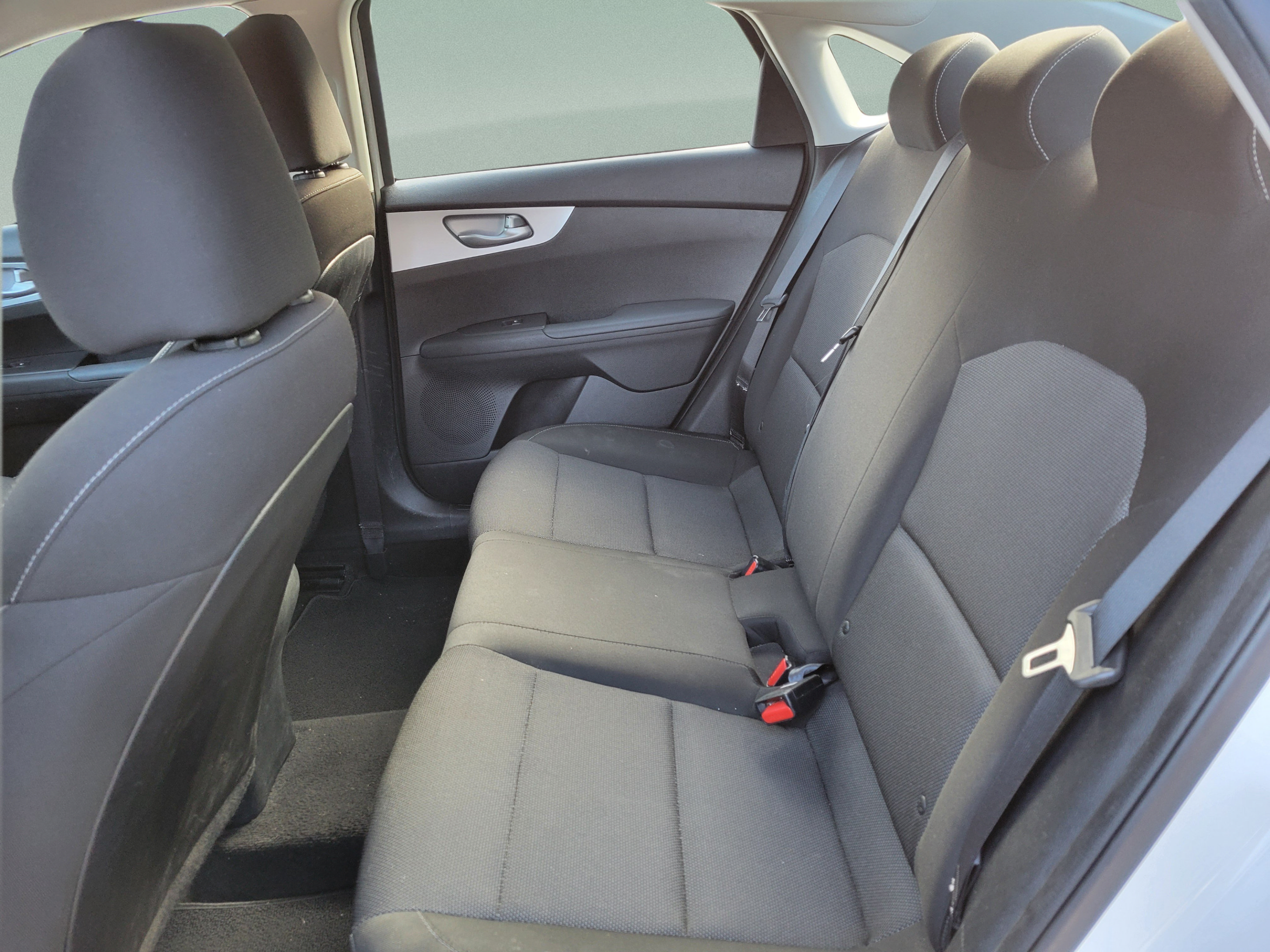 Used 2023 Kia Forte LX FWD image 6