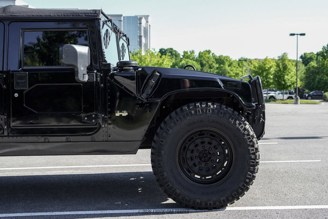 Used 2003 HUMMER H1 4-Door Open Top AWD/4WD image 11
