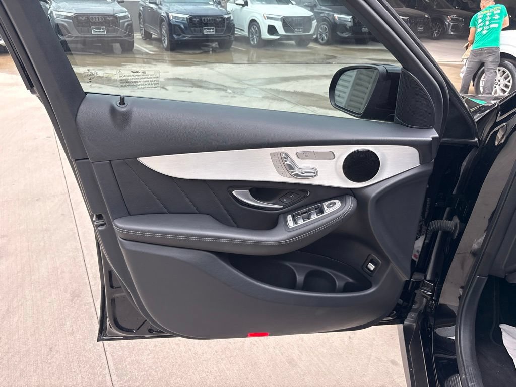 Used 2022 Mercedes-Benz GLC 300 image 10