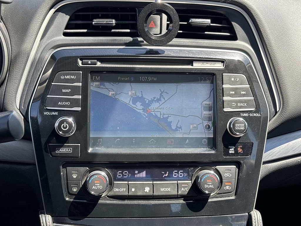 Used 2017 Nissan Maxima 3.5 SV image 18