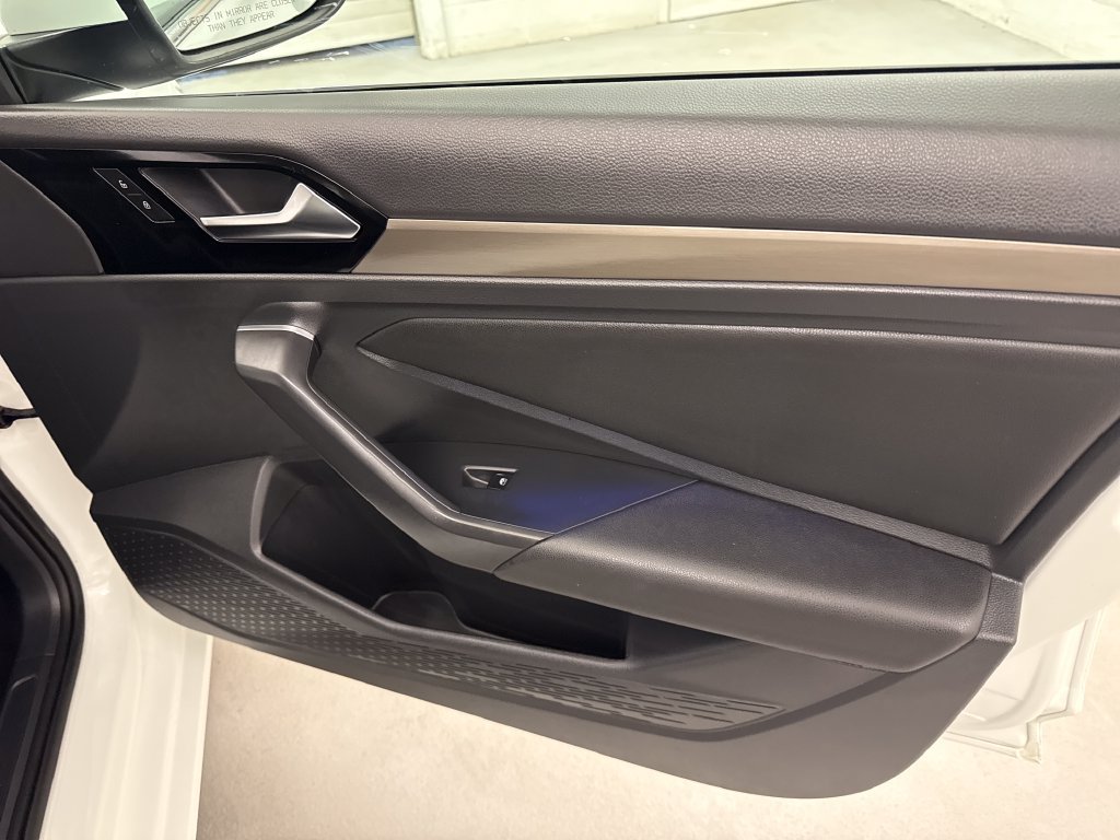 Used 2020 Volkswagen Jetta SEL Premium FWD image 30