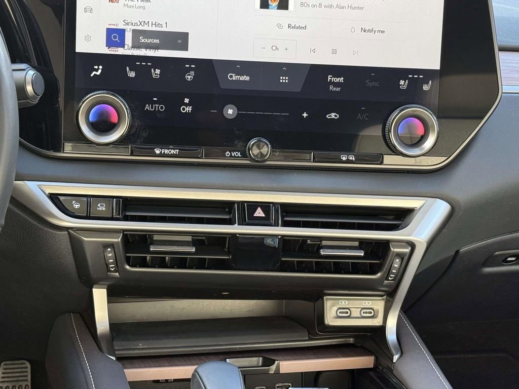Used 2024 Lexus RX 350 image 18