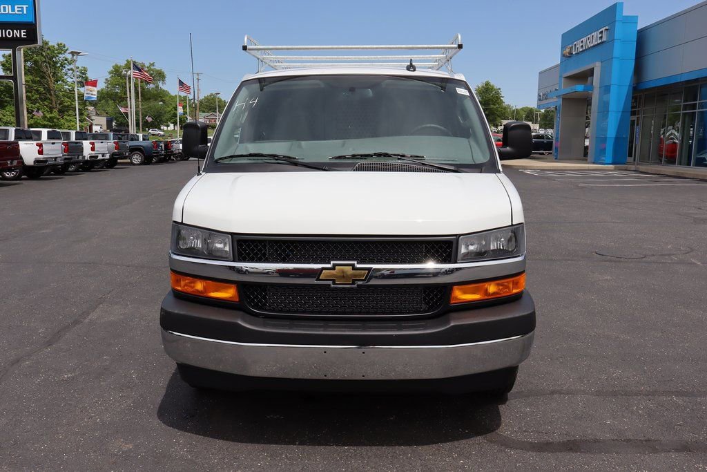 New 2025 Chevrolet Express 2500 w/ Driver Convenience Package image 22