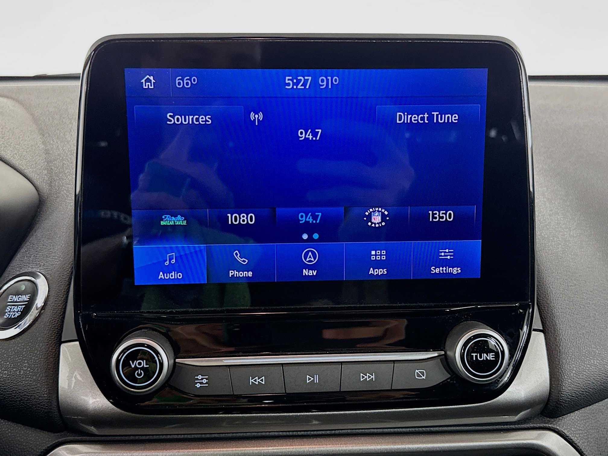 Used 2020 Ford EcoSport SE w/ SE Convenience Package image 17